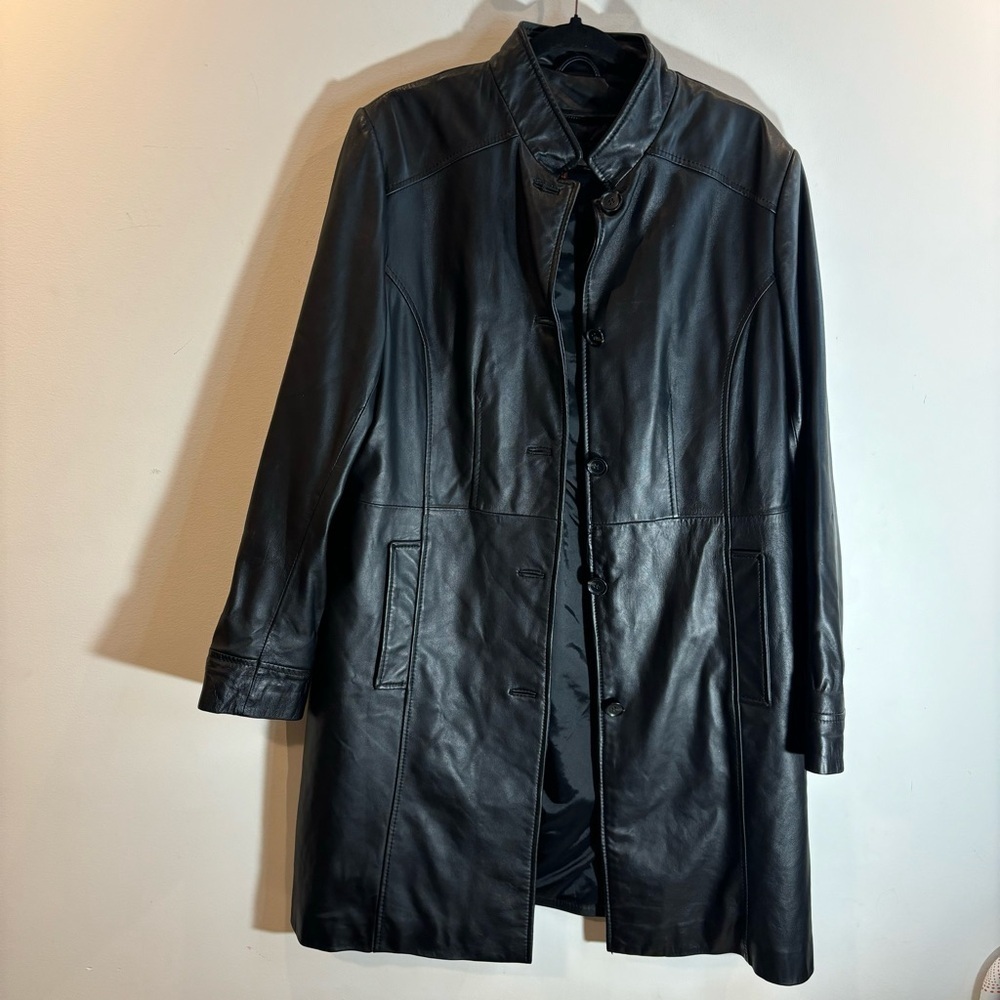 DANIER Sz L Long Line Button Closure Leather Jacket With Pockets and Funnel Neck
